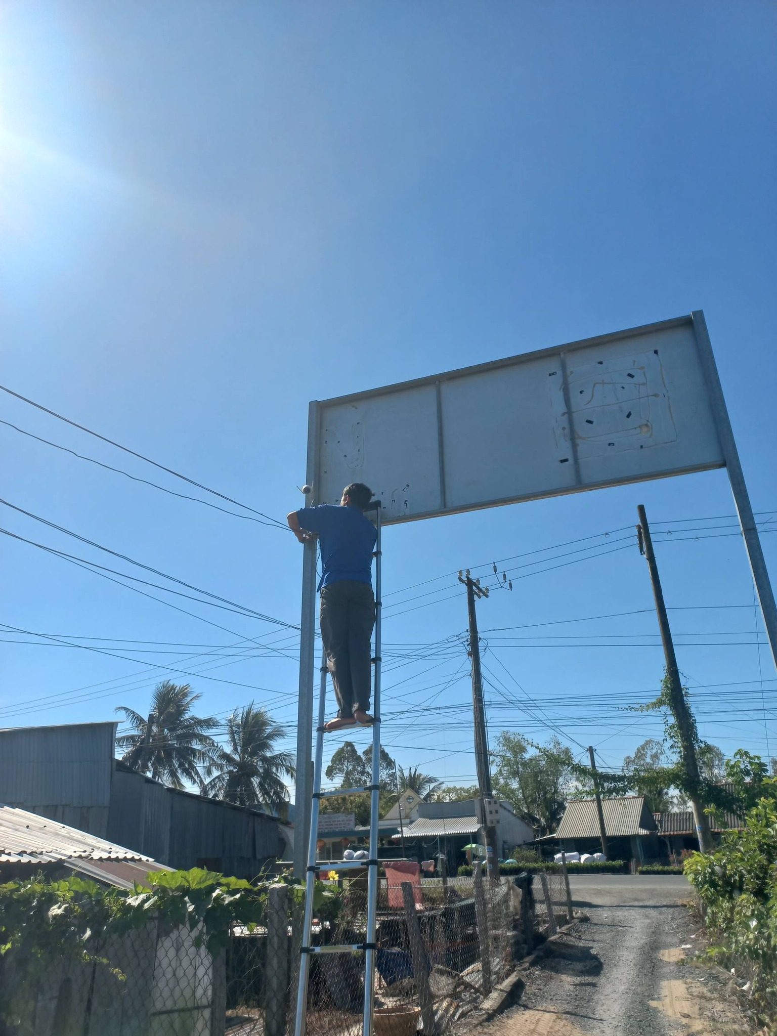 Lắp Đặt Camera Phong Hòa Lai Vung – Camera An Ninh Xem Từ Xa