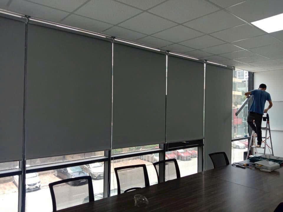Cách Chọn Rèm Cuốn Vải Phù Hợp – Giải Pháp Che Nắng Hiện Đại Cho Nhà Ở Và Văn Phòng