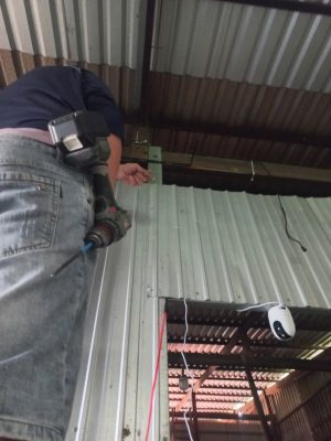 Thanh Hải chuyên cung cấp và lắp đặt đèn năng lượng mặt trời 300W tại Gia Vàm, Đồng Tháp. Khảo sát tận nơi, lắp đặt chuyên nghiệp, tiết kiệm điện, chiếu sáng sân vườn, cổng nhà và khuôn viên. Liên hệ 0979 561 630.